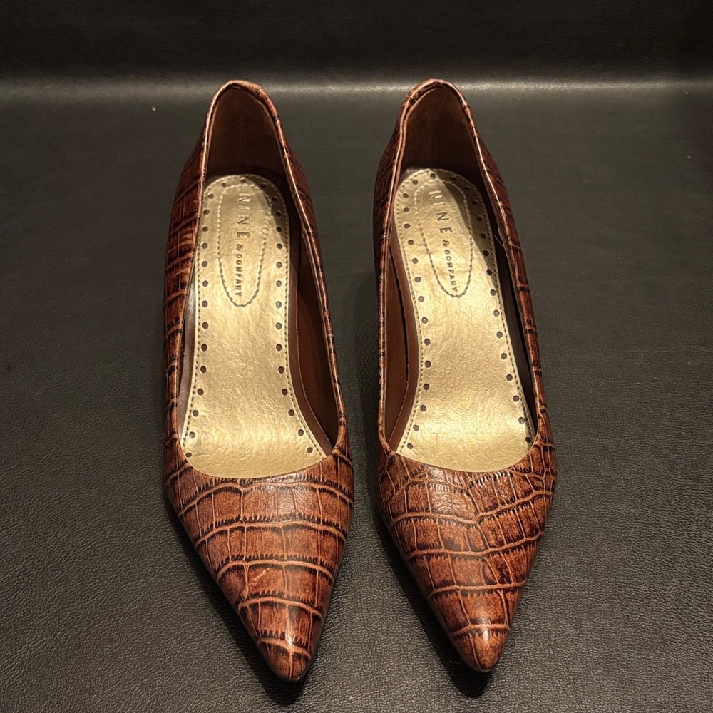 Nine & Co. Brown Croc-Embossed Heels